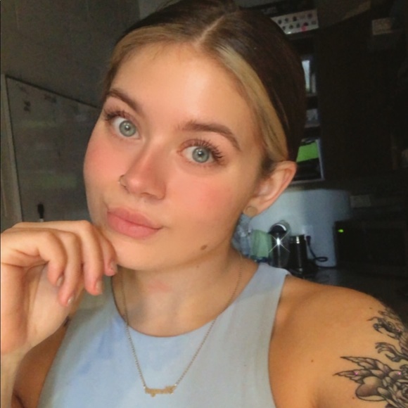 Meet your Posher, Hevyn - Picture 1 of 1